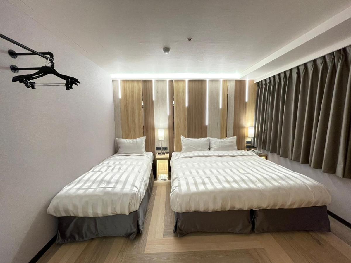 Silken Hotel Taipei Exteriör bild